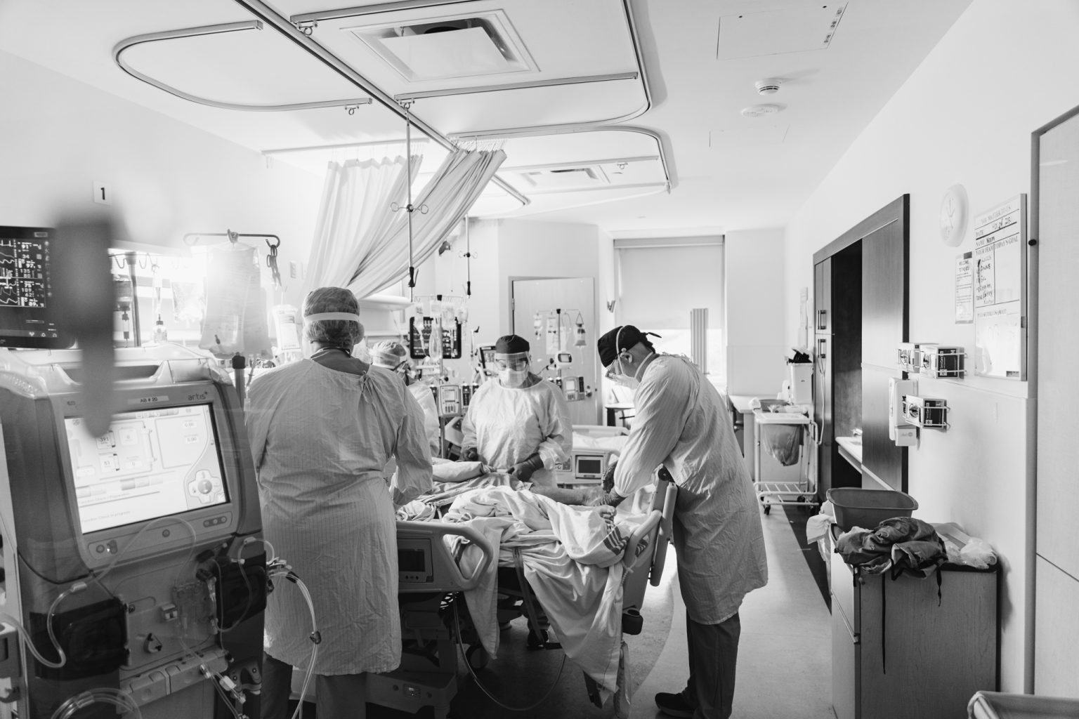 HHS ICU3.jpg